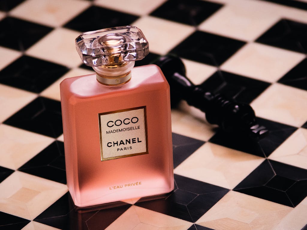 Chanel Coco Mademoiselle L'eau Privee Eau Pour La Nuit – Kinperfume